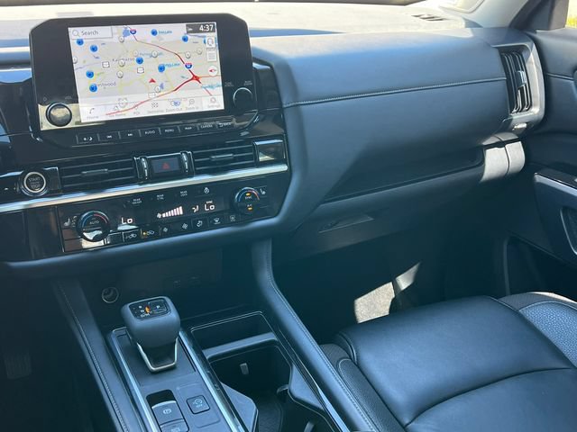 Used 2023 Nissan Pathfinder SL w/ SL Premium Package AWD/4WD image 35