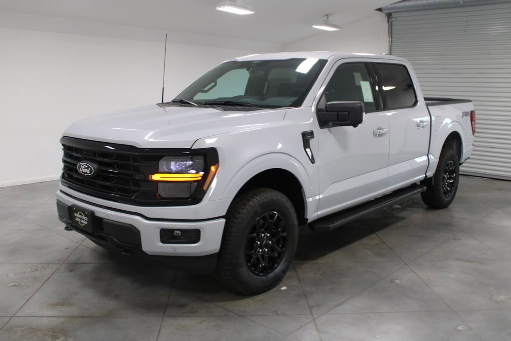 New 2025 Ford F150 XLT w/ Equipment Group 302A MID image 3