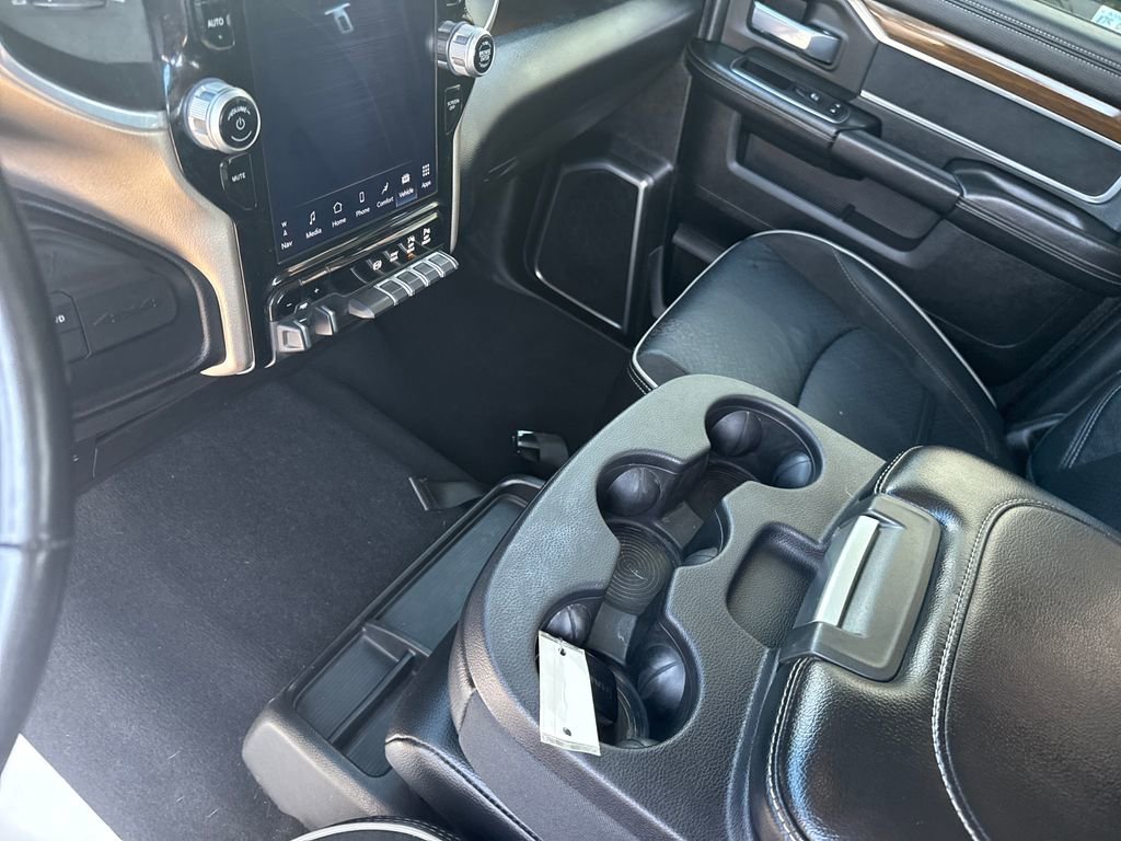 Used 2024 RAM 2500 Laramie AWD/4WD image 24