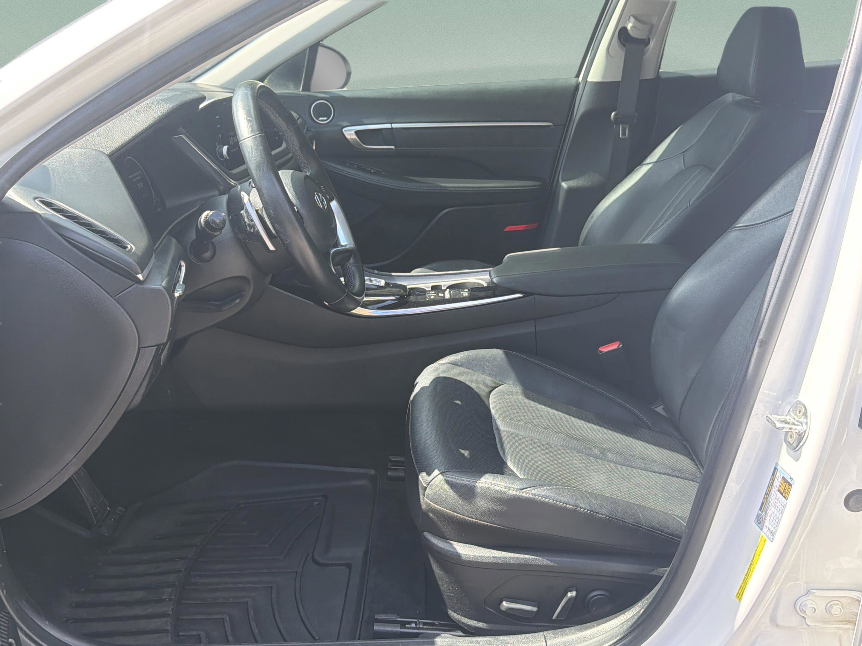 Used 2022 Hyundai Sonata Limited FWD image 24