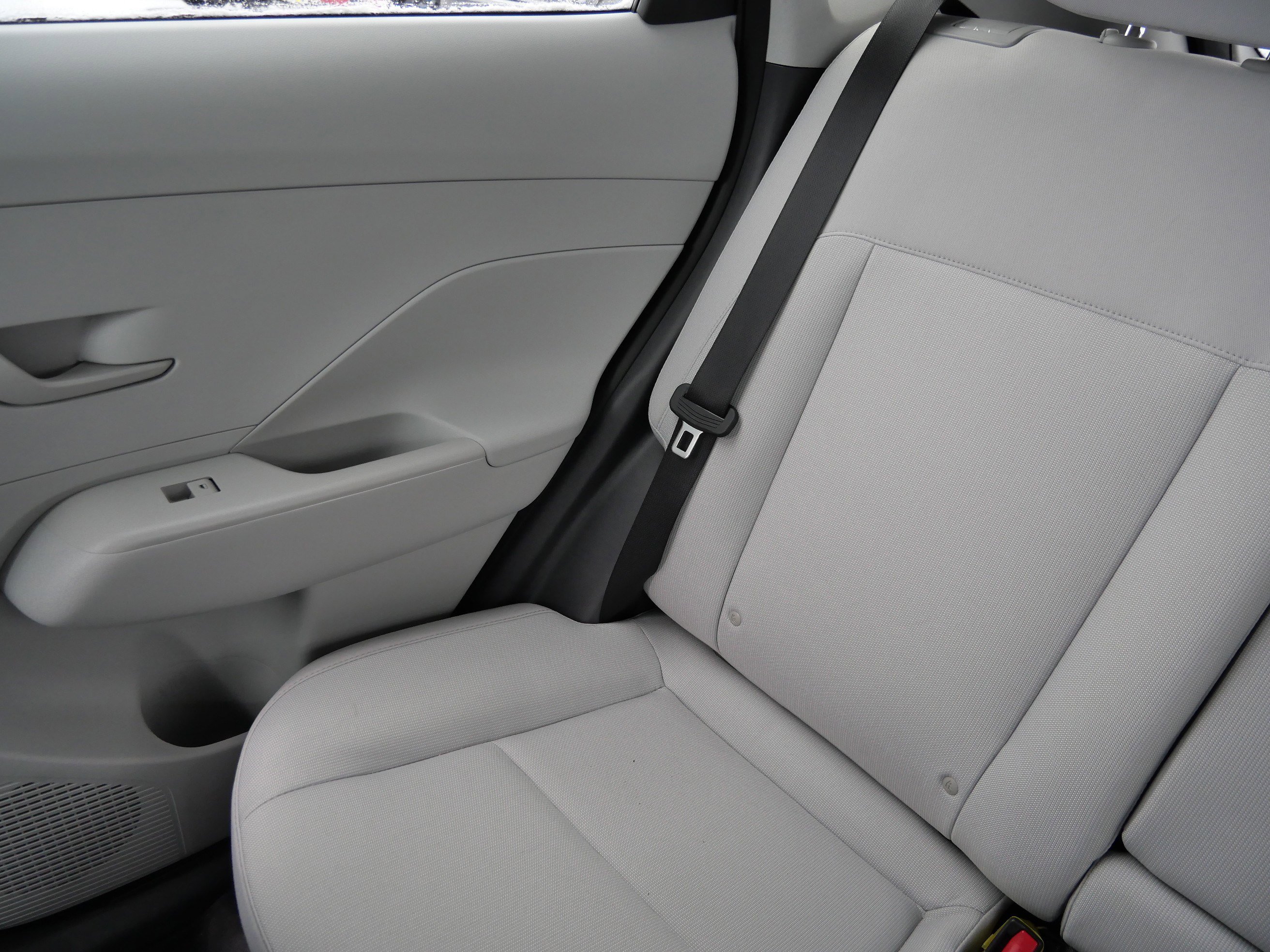 Certified 2025 Hyundai Kona SEL image 12