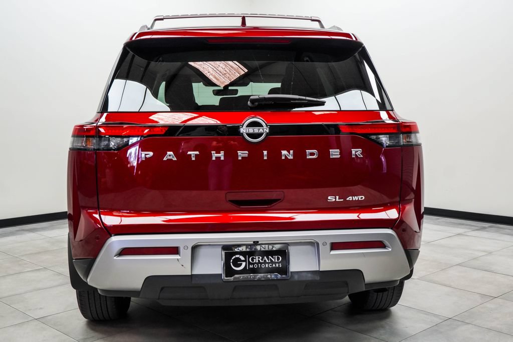 Used 2023 Nissan Pathfinder SL AWD/4WD image 9