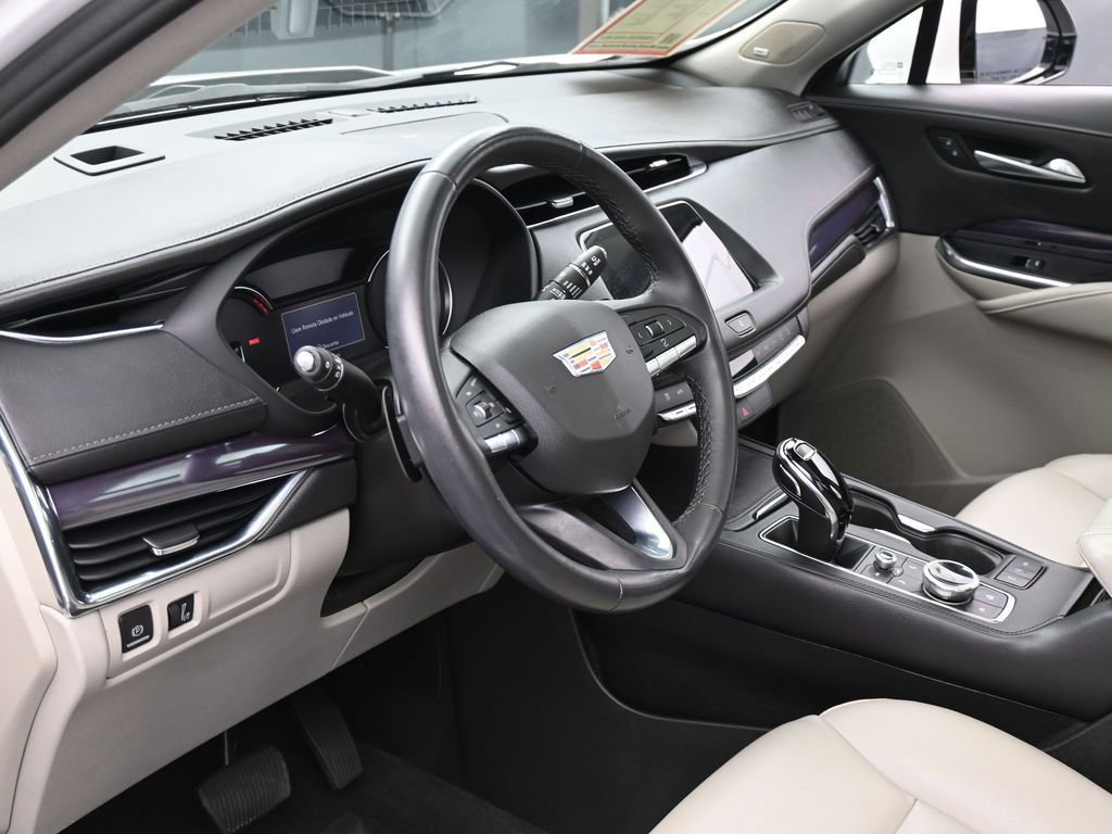 Used 2023 Cadillac XT4 Luxury image 10