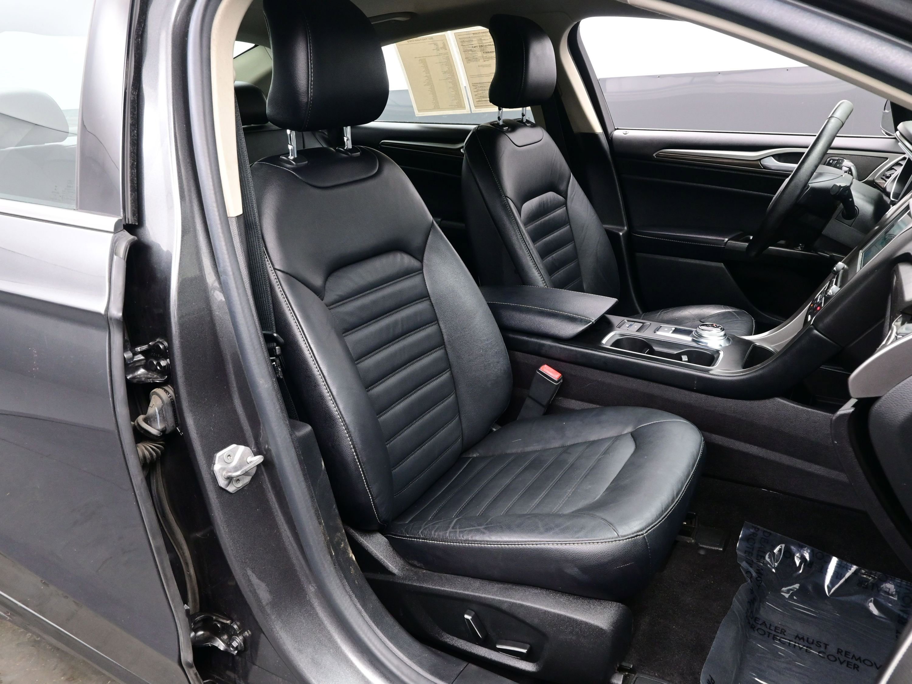 Used 2017 Ford Fusion Energi SE image 14