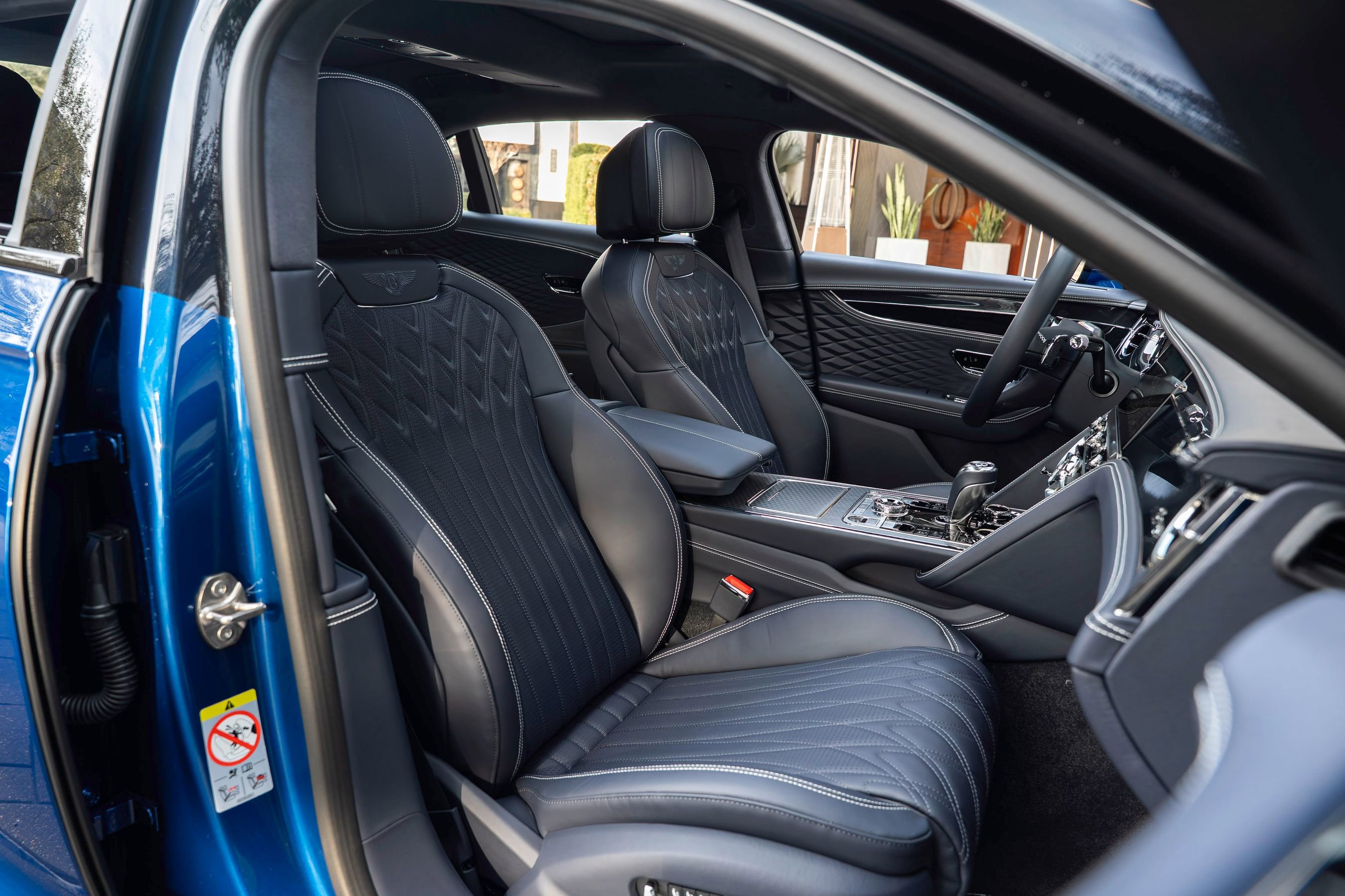 Certified 2026 Bentley Flying Spur Plug-In Hybrid AWD/4WD image 60