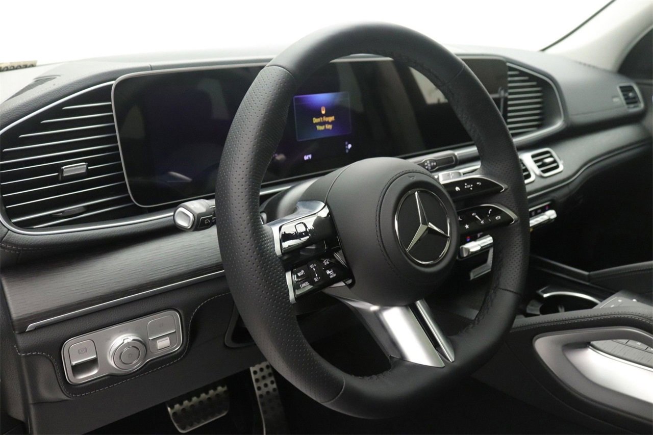 New 2026 Mercedes-Benz GLS 450 4MATIC image 5