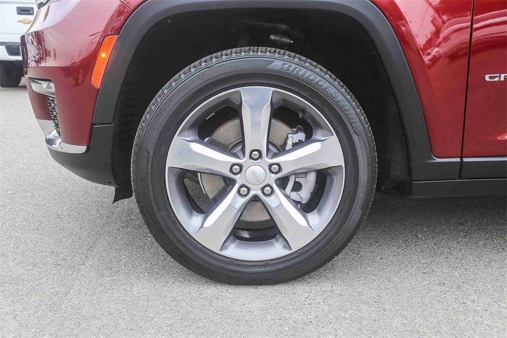 Used 2021 Jeep Grand Cherokee L Limited image 11