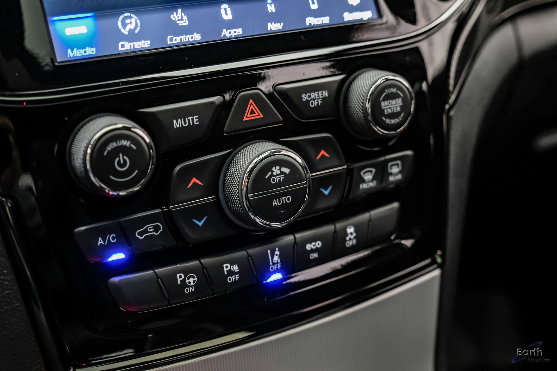 Used 2021 Jeep Grand Cherokee Trackhawk w/ Trailer Tow Group IV AWD/4WD image 70