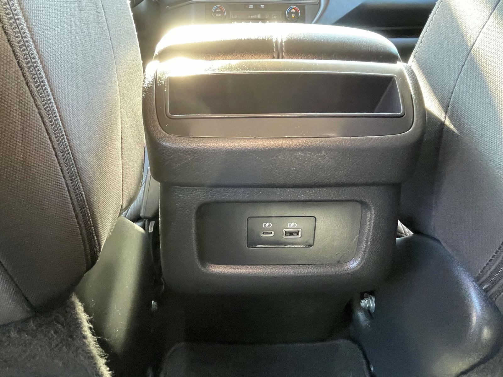 Used 2024 Nissan Pathfinder S AWD/4WD image 13