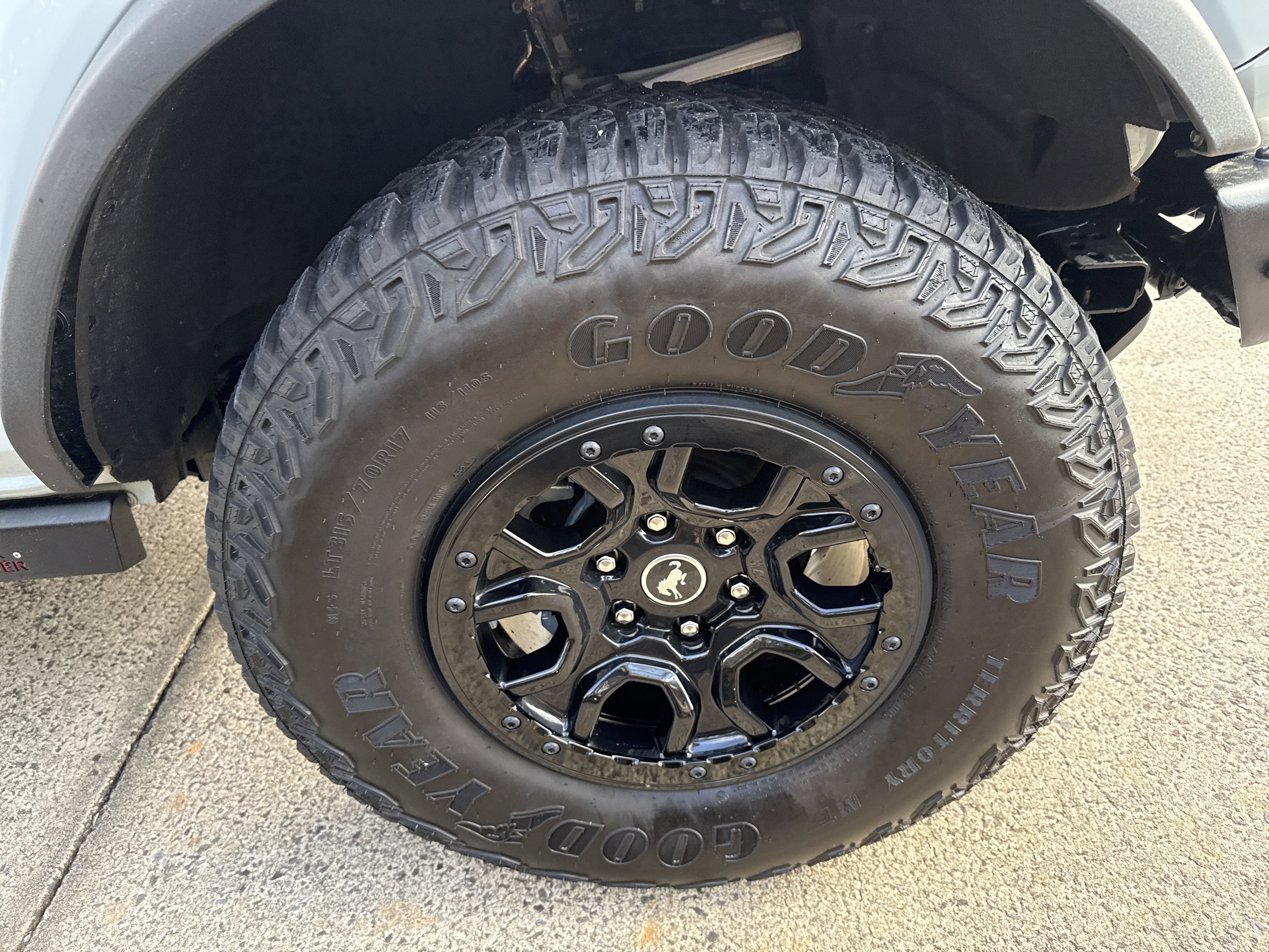 Used 2024 Ford Bronco Wildtrak image 13