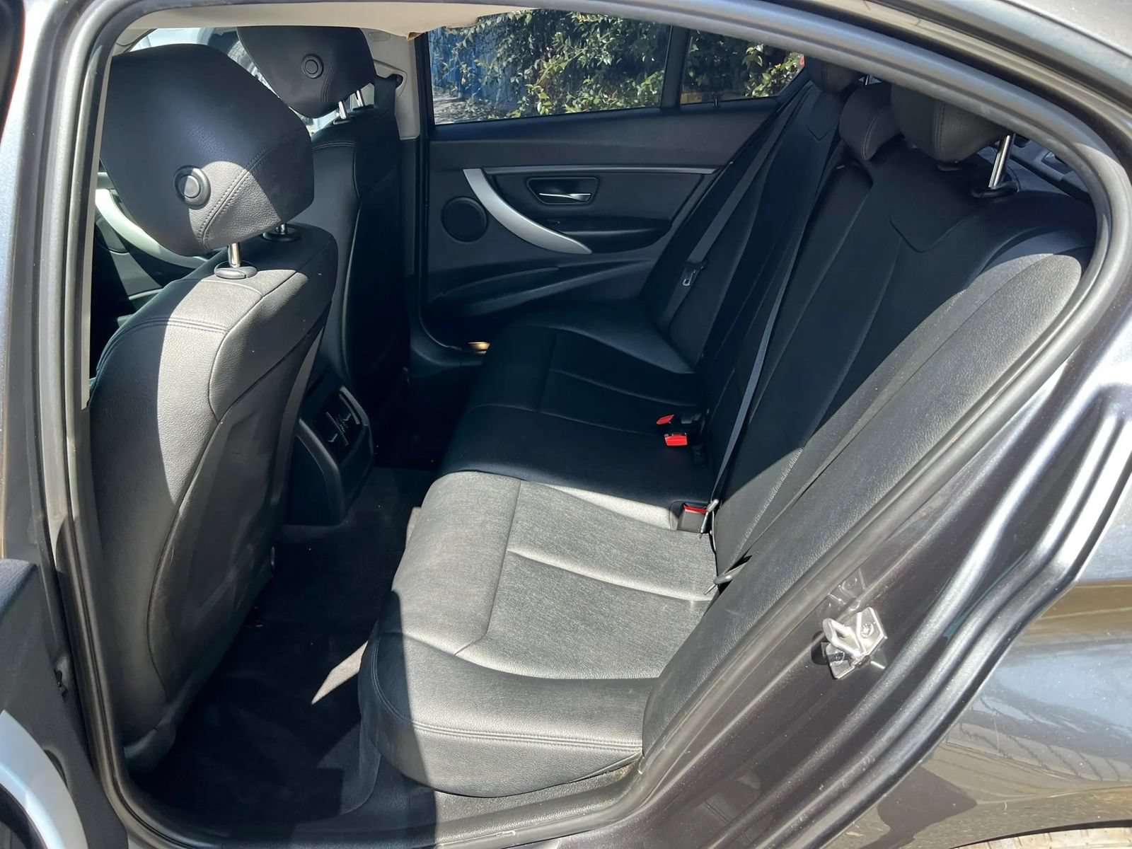 Used 2014 BMW 320i Sedan RWD image 8