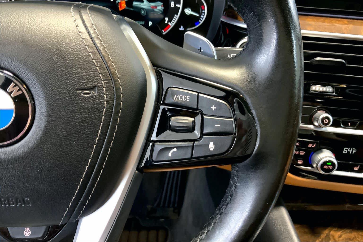 Used 2018 BMW 530i xDrive w/ Premium Package AWD/4WD image 24