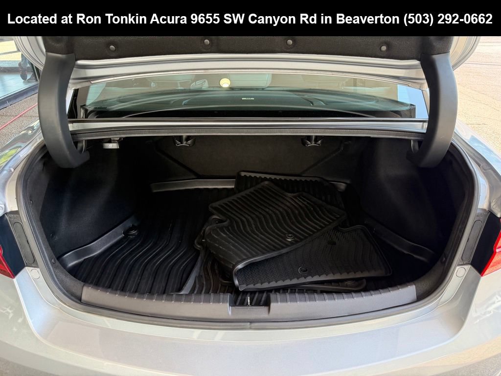 Used 2017 Acura ILX FWD image 9
