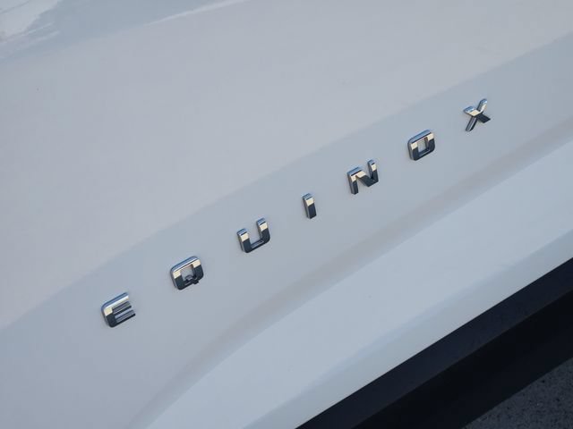 Used 2026 Chevrolet Equinox LT FWD image 9