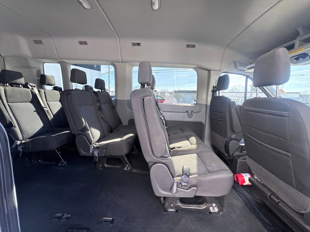 Used 2019 Ford Transit 350 XLT image 26