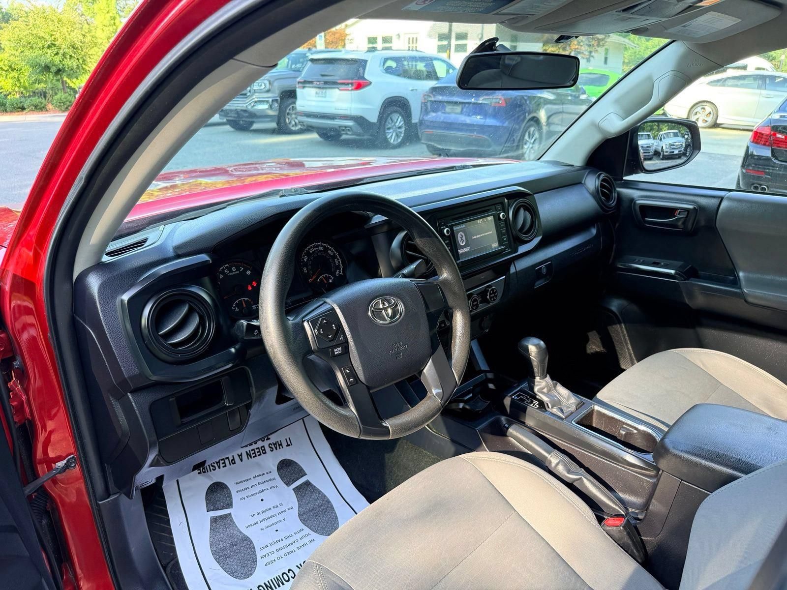 Used 2016 Toyota Tacoma SR AWD/4WD image 15