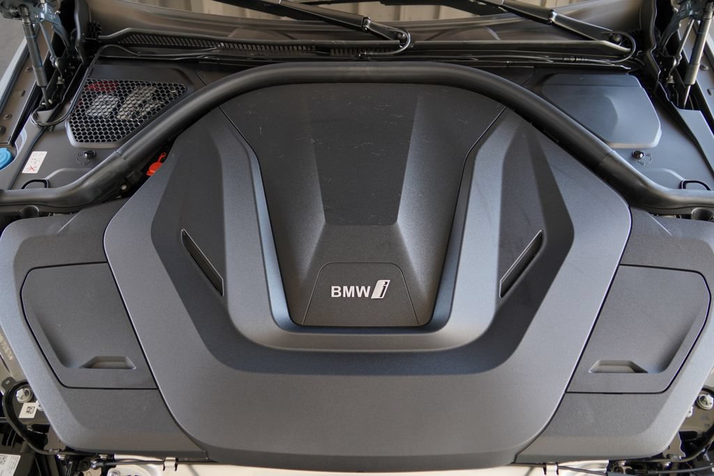 New 2026 BMW i4 eDrive40 w/ Premium Package RWD image 25