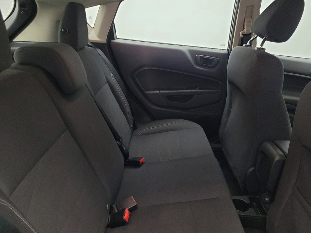 Used 2018 Ford Fiesta SE FWD image 19