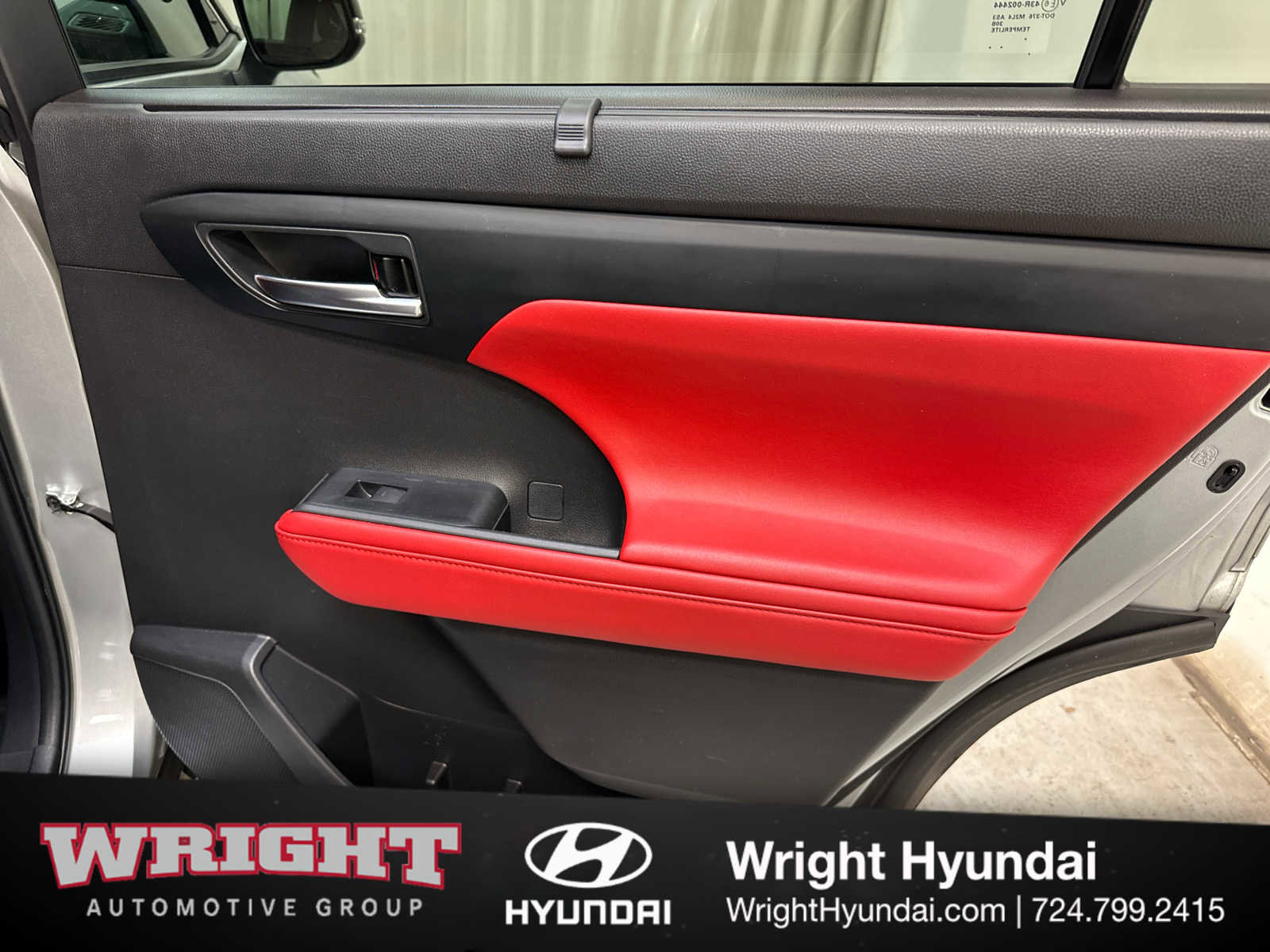 Used 2022 Toyota Highlander XSE image 15