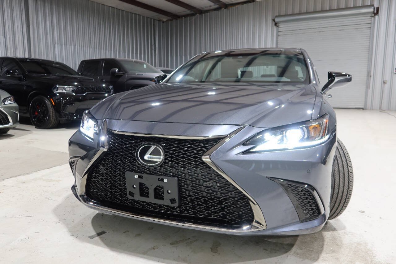 Used 2025 Lexus ES 300h F Sport w/ Accessory Package (Z2) FWD image 42