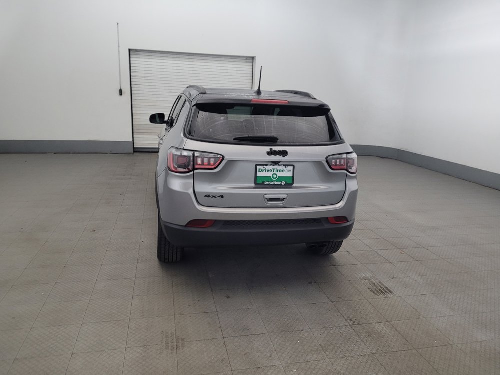 Used 2021 Jeep Compass Latitude w/ Sun and Sound Group AWD/4WD image 6