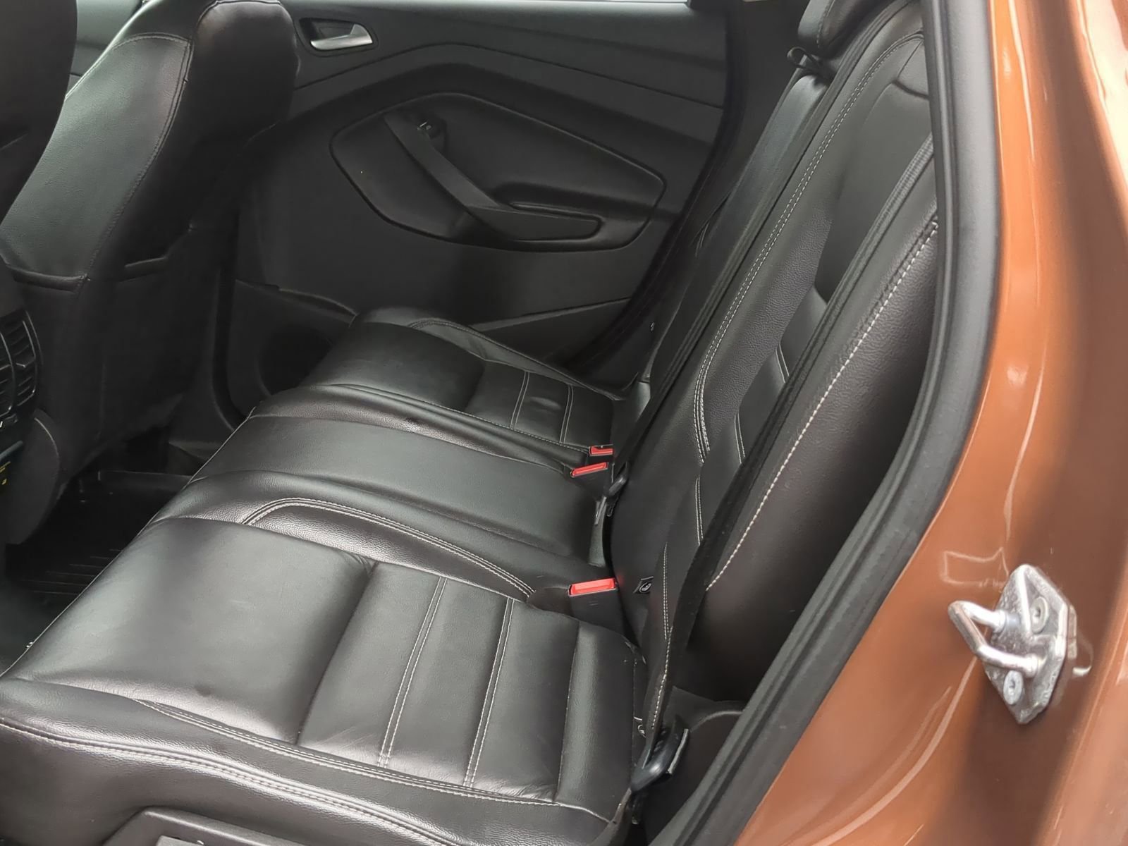 Used 2017 Ford Escape Titanium w/ Canadian Touring Package image 24