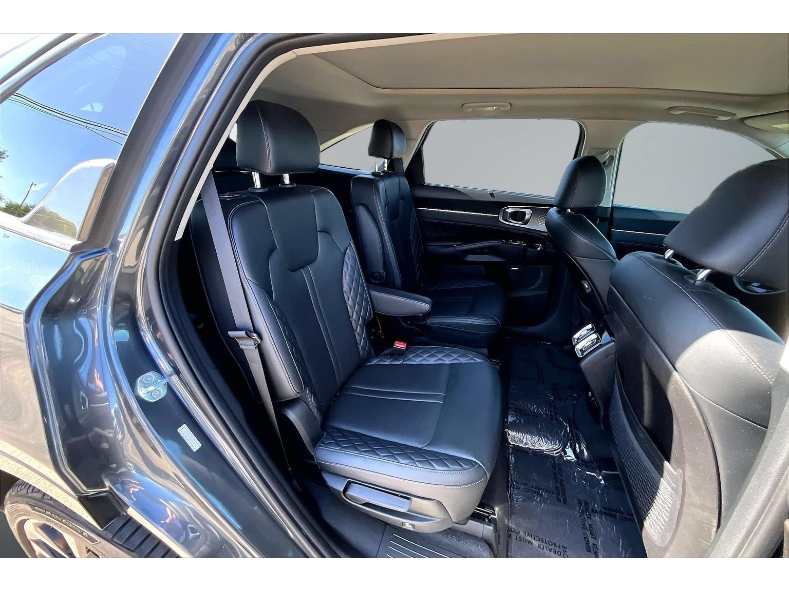 Used 2023 Kia Sorento SX AWD/4WD image 25