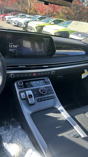 New 2024 Hyundai Palisade Calligraphy image 11