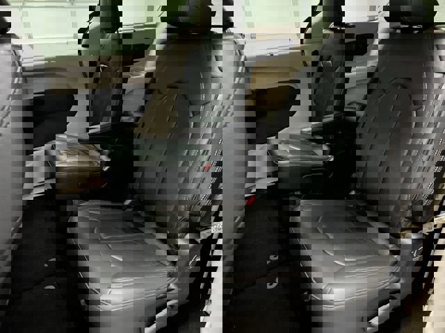 Used 2017 Chrysler Pacifica Touring-L w/ Tire & Wheel Group image 24