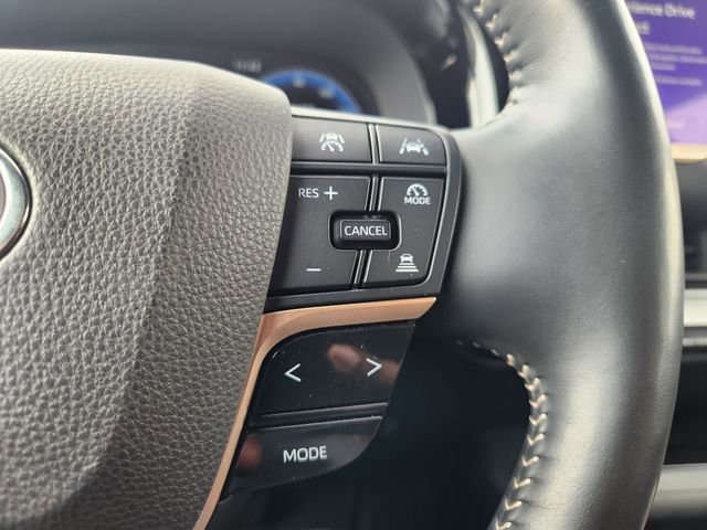 Used 2024 Toyota Crown Platinum image 28
