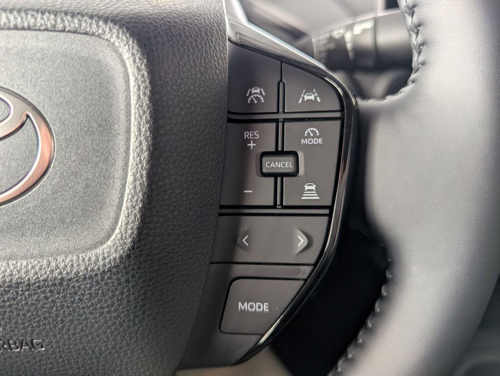 New 2026 Toyota Prius XLE FWD image 17