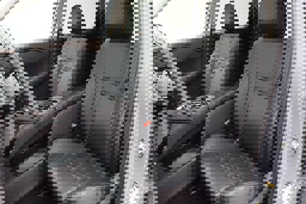 Used 2023 Nissan Rogue SL w/ SL Premium Package image 16