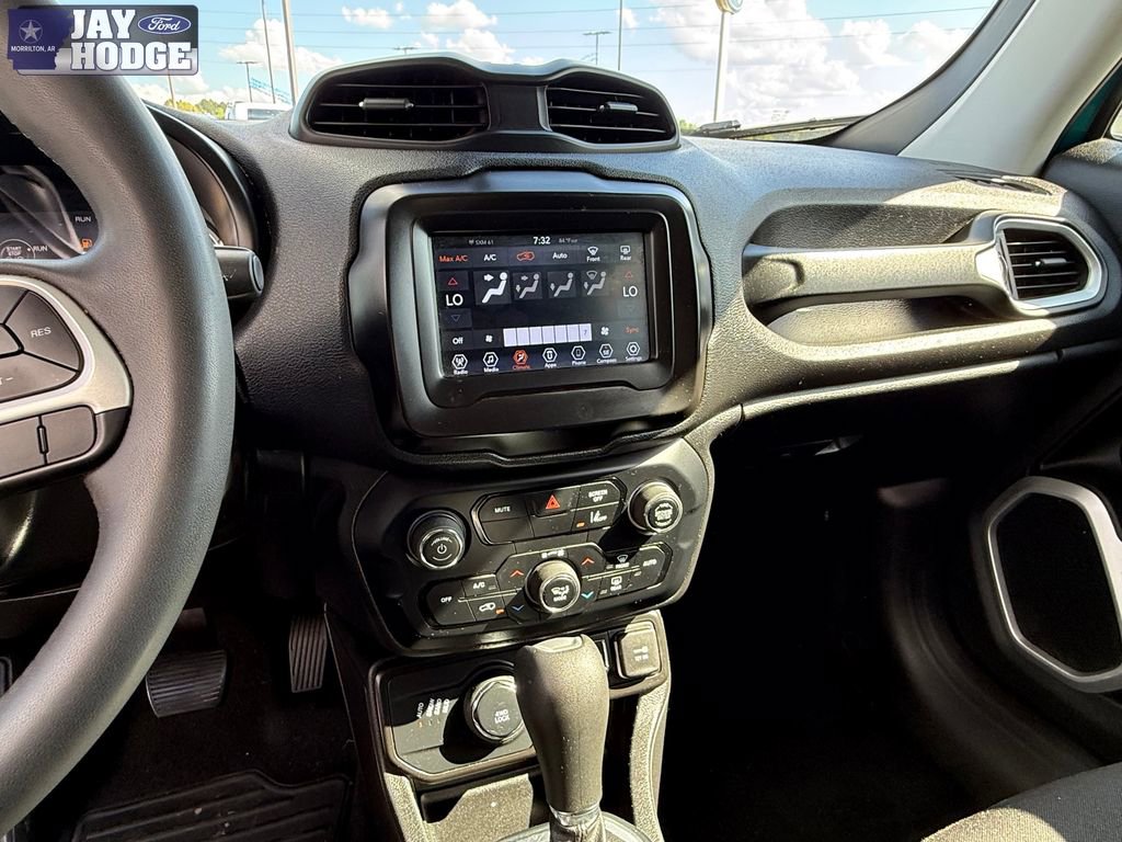Used 2021 Jeep Renegade Latitude image 21