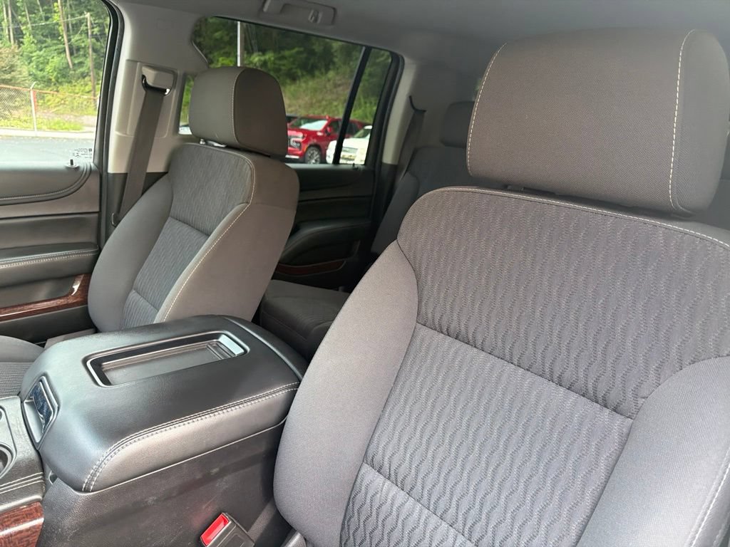 Certified 2020 GMC Yukon XL SLE w/ SLE Value Package AWD/4WD image 9