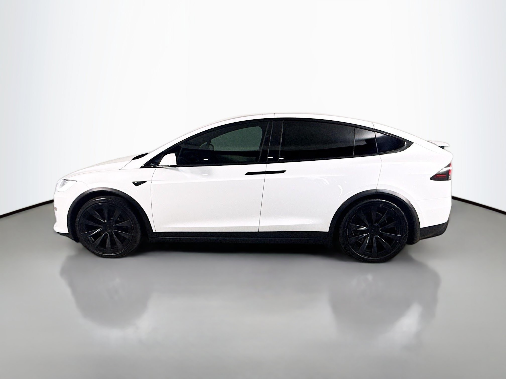 Used 2022 Tesla Model X Plaid AWD/4WD image 6