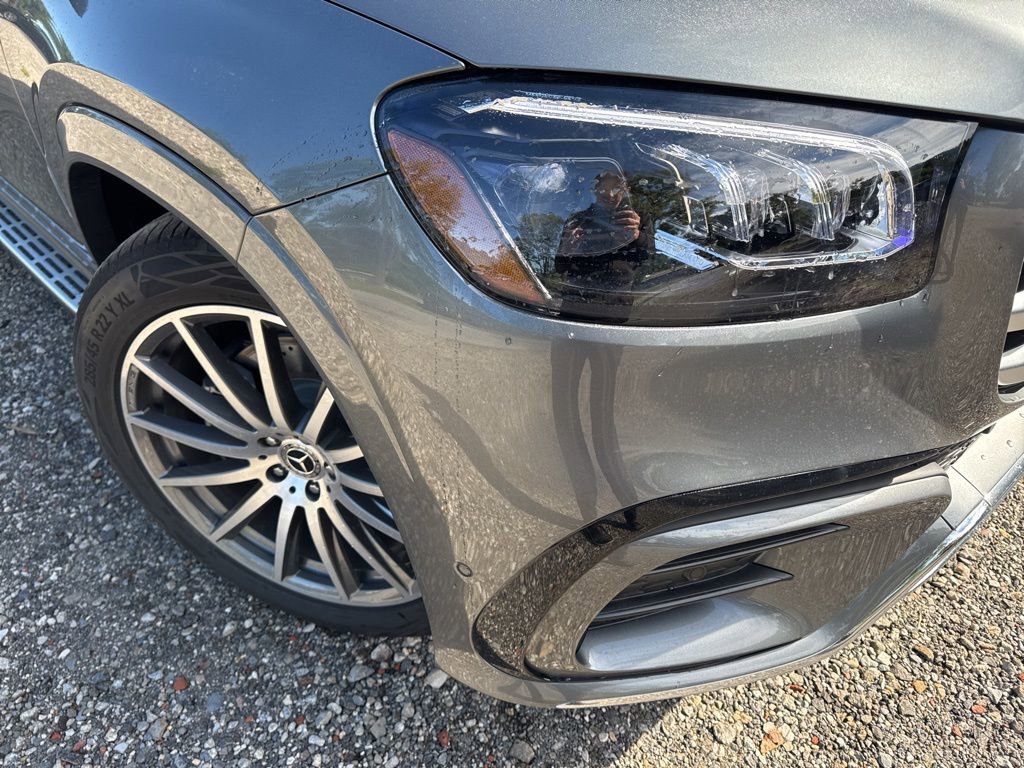 New 2026 Mercedes-Benz GLS 580 4MATIC image 15