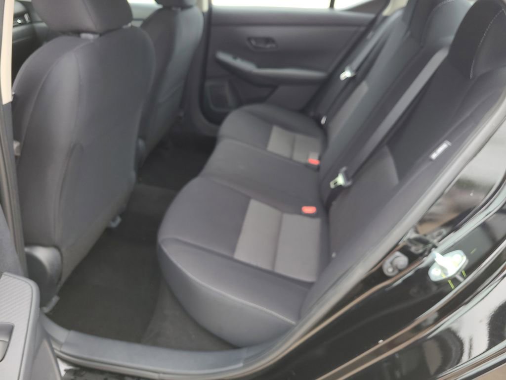 Certified 2025 Nissan Sentra SV FWD image 7