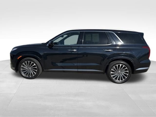 Used 2024 Hyundai Palisade Calligraphy image 5