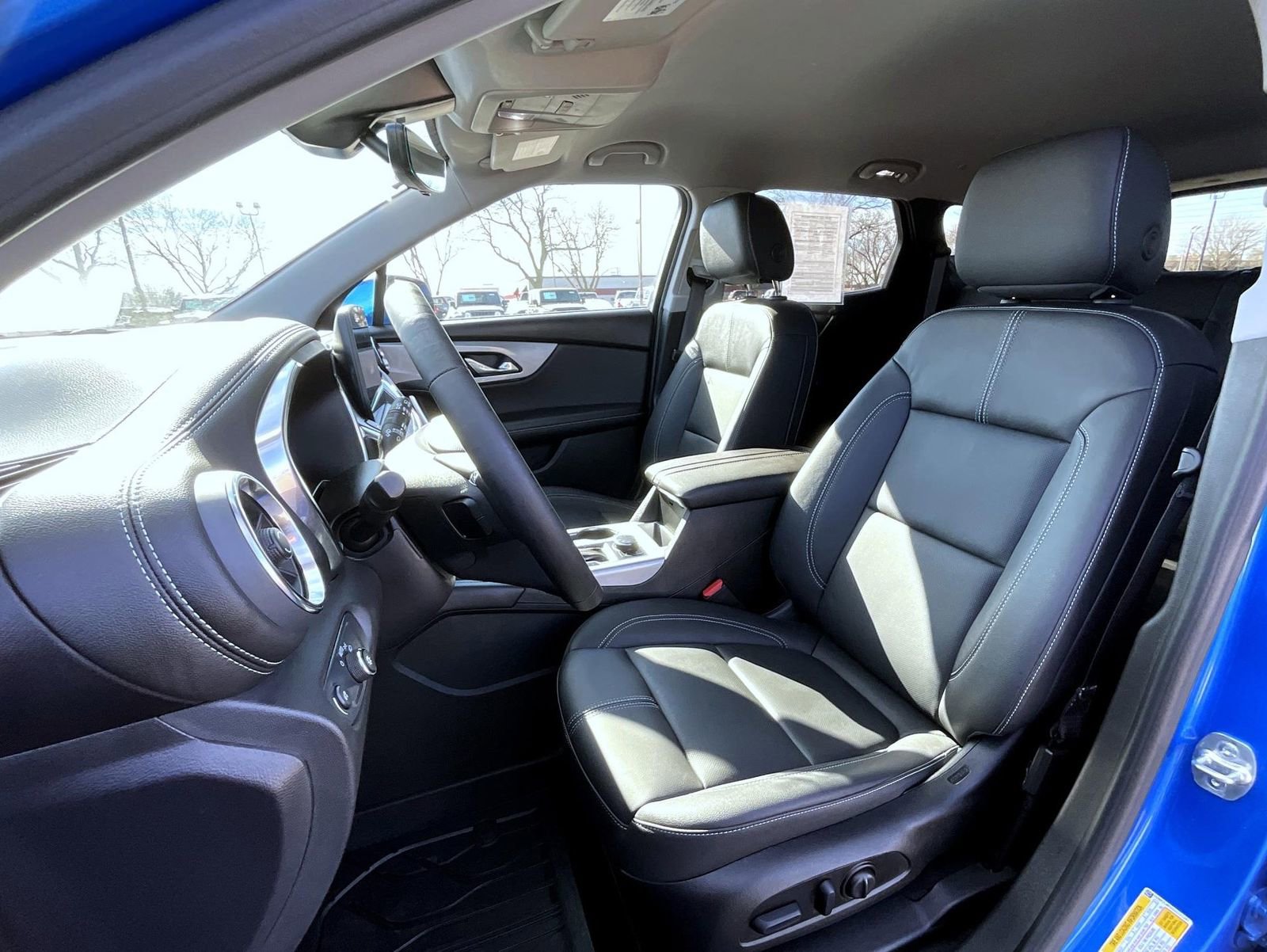 Used 2025 Chevrolet Blazer LT w/ Sound & Technology Package image 11