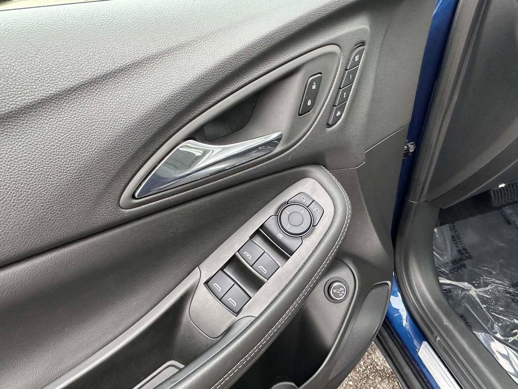 Certified 2023 Buick Encore GX Essence w/ Experience Buick Package image 17