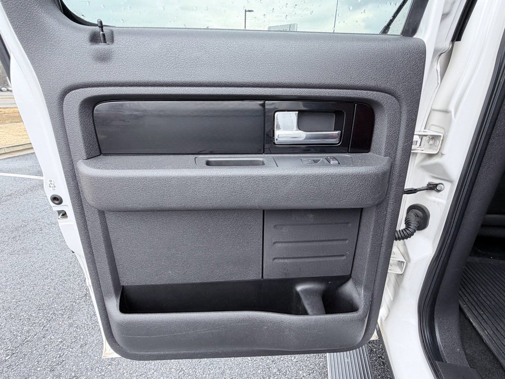 Used 2013 Ford F150 Limited image 26