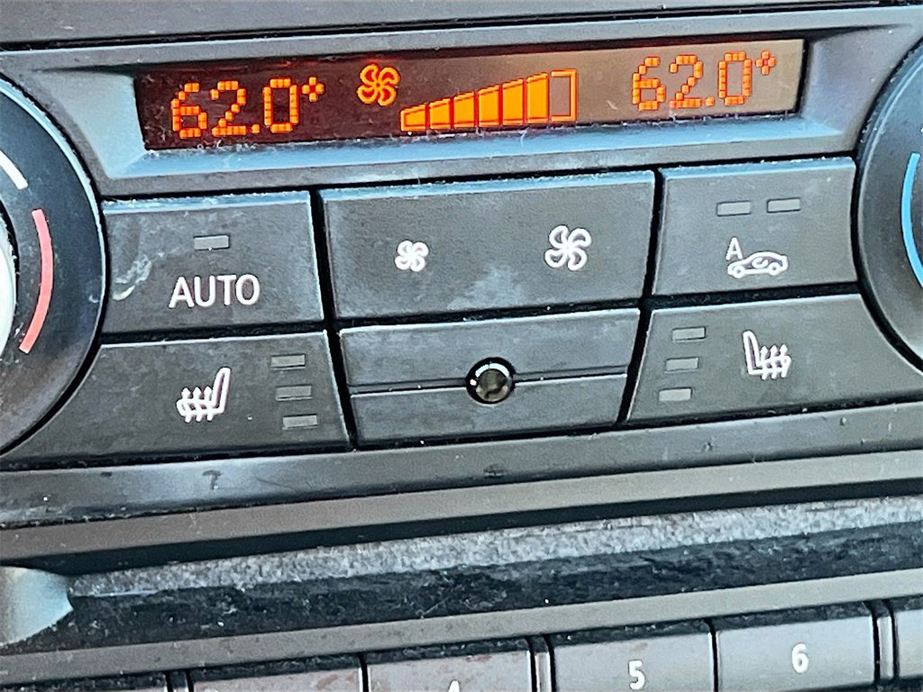 Used 2011 BMW 328i Sedan w/ Premium Pkg image 20