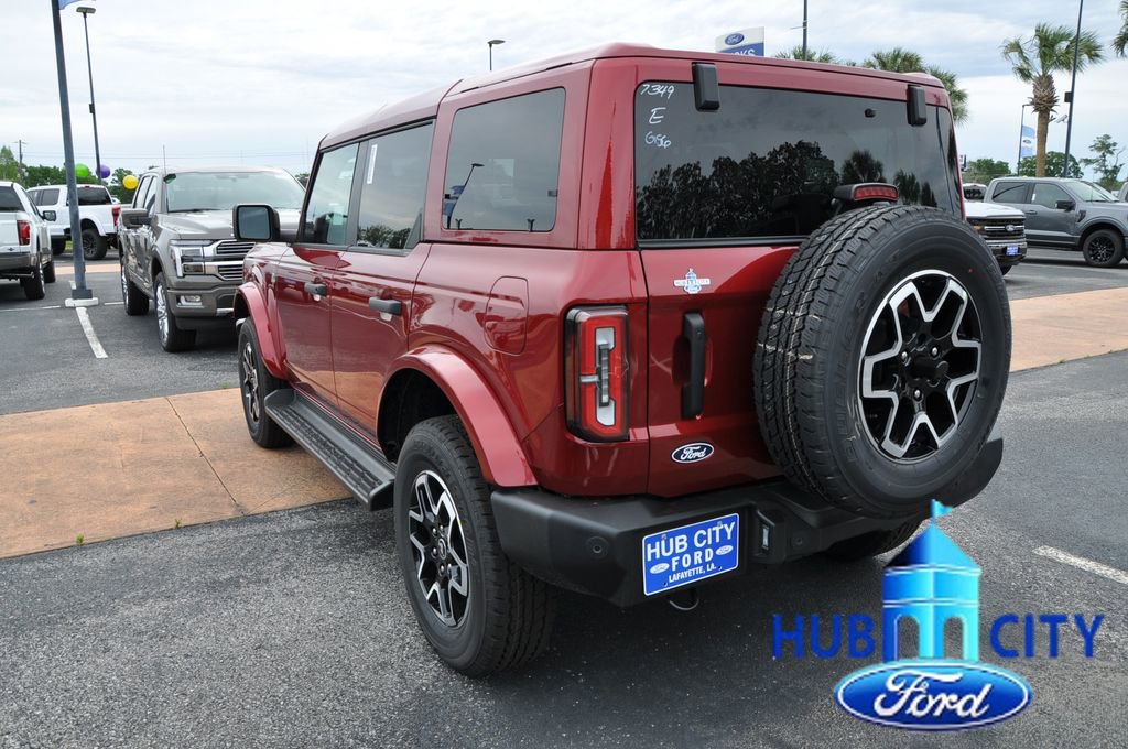 New 2026 Ford Bronco Outer Banks image 3