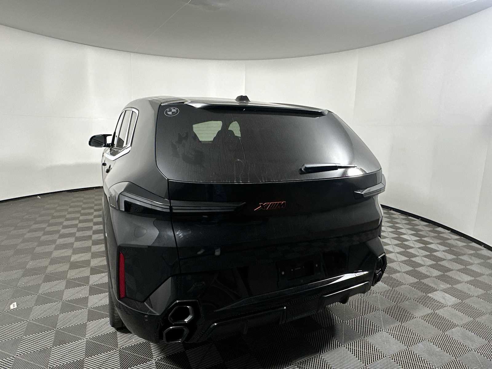 New 2026 BMW XM Label Red image 3