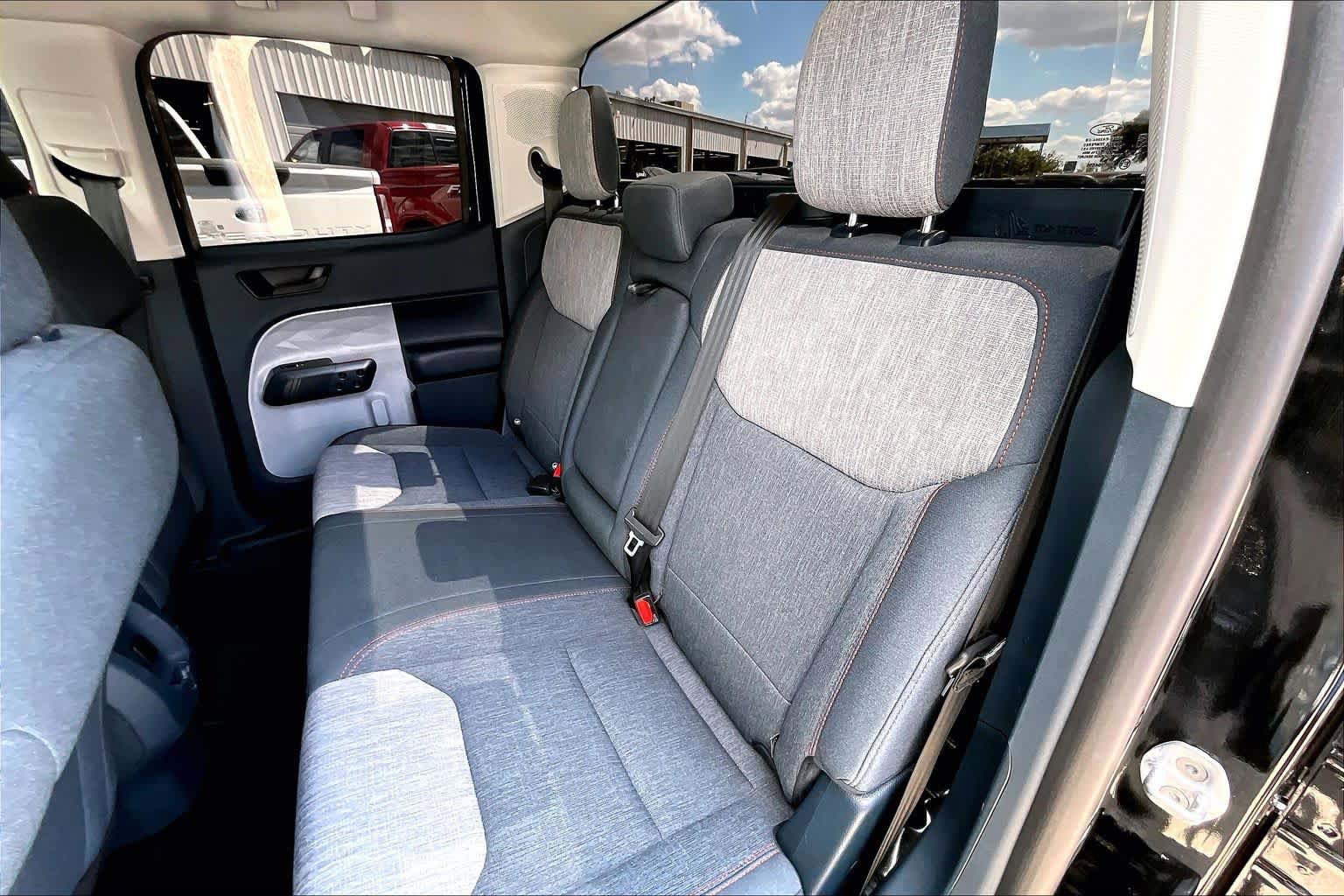 Used 2023 Ford Maverick XLT FWD image 21