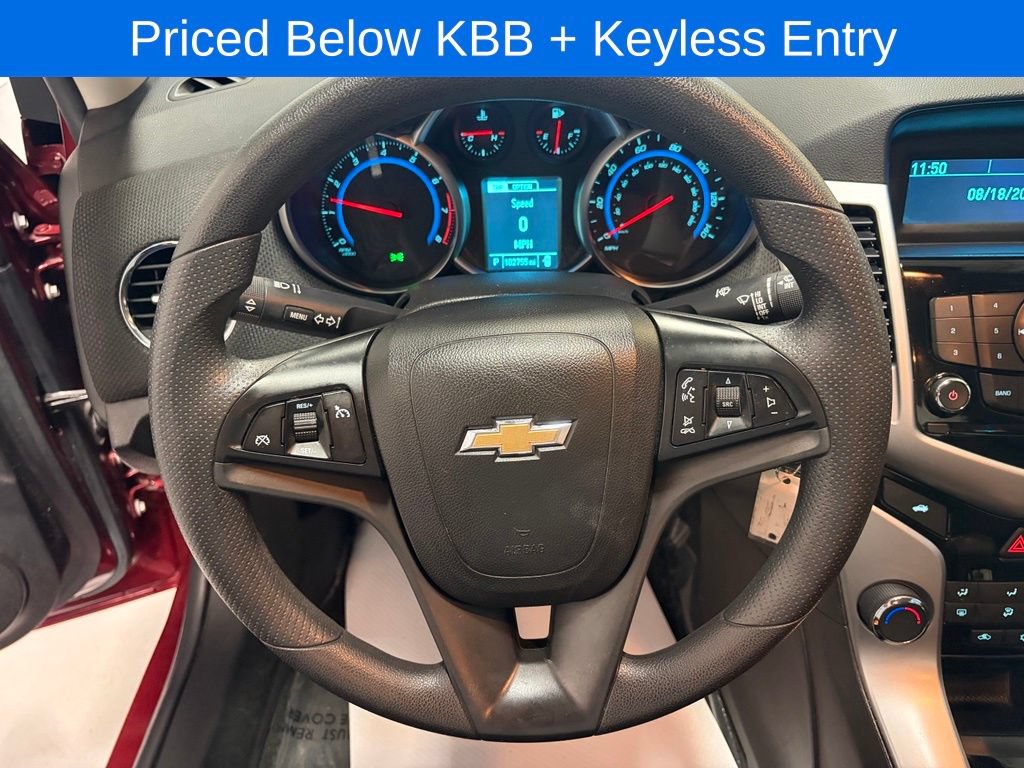 Used 2016 Chevrolet Cruze LT FWD image 10