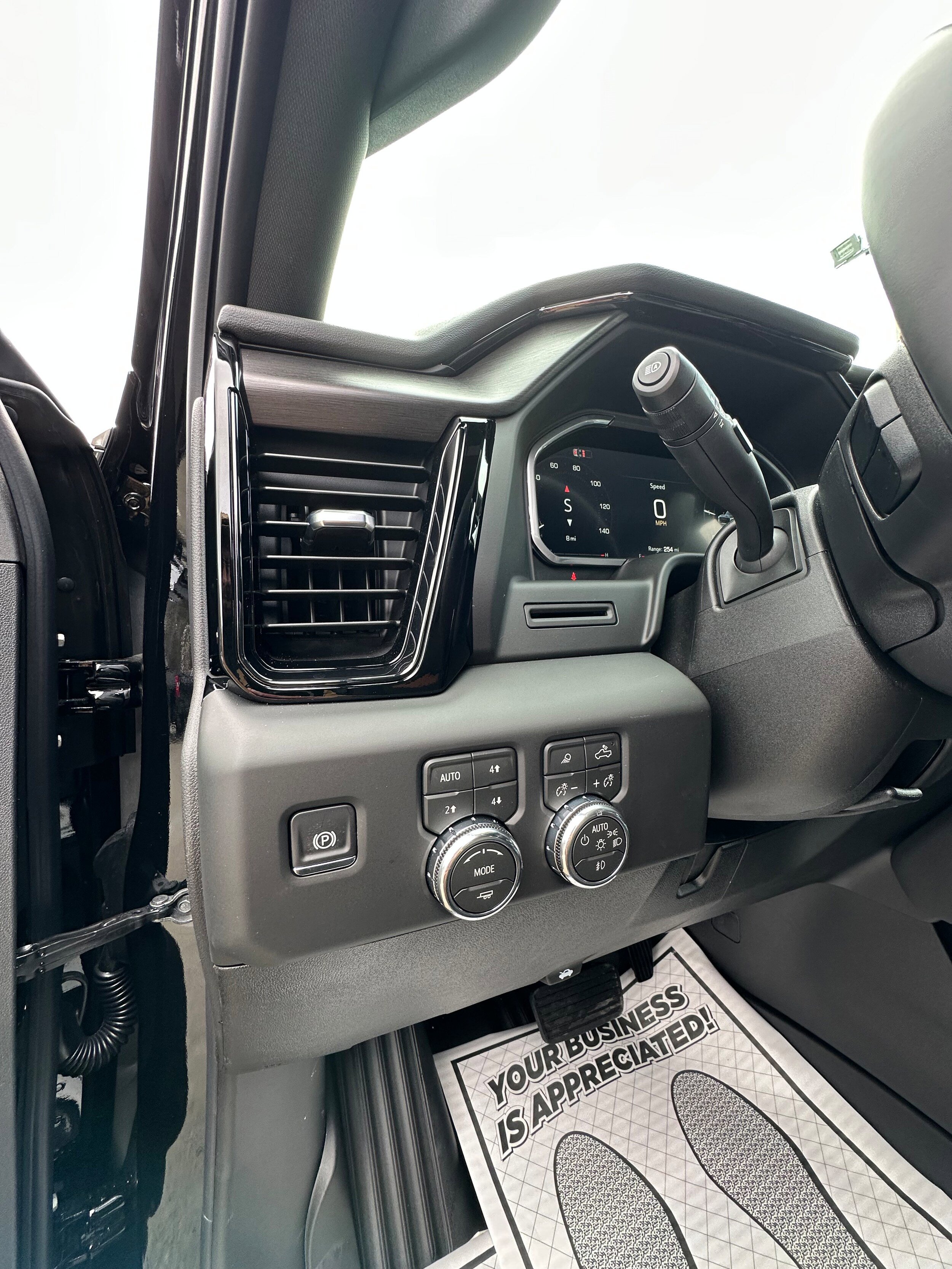 New 2026 GMC Sierra 2500 AT4 AWD/4WD image 16
