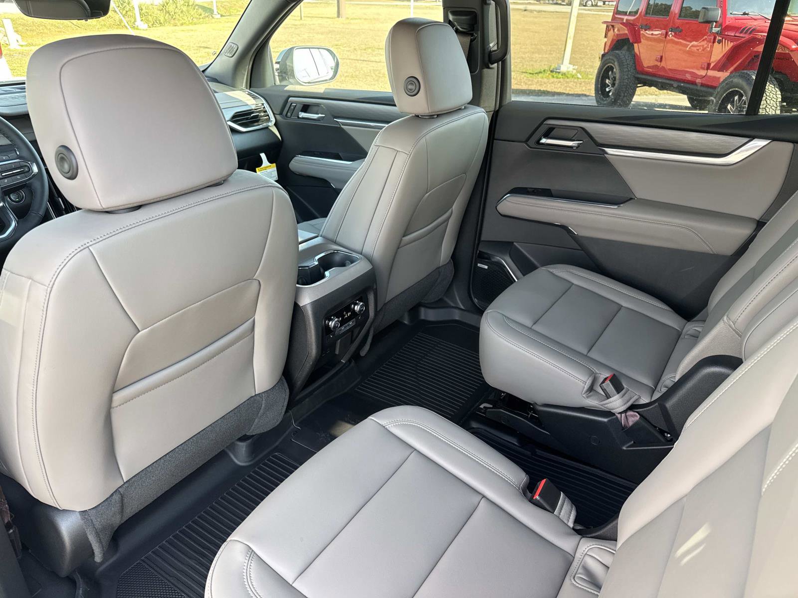 New 2026 GMC Acadia Elevation w/ Elevation Premium Package image 15