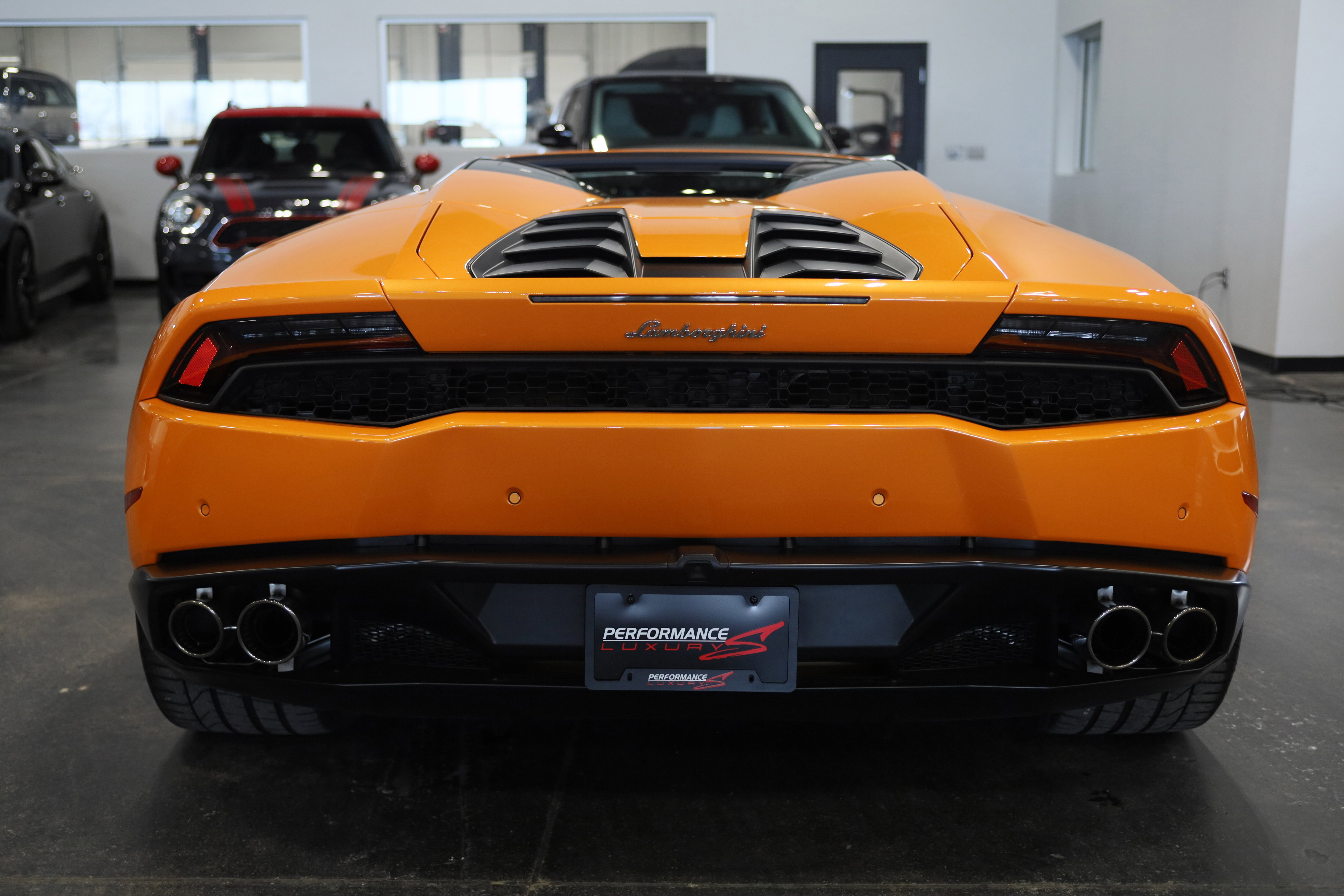 Used 2016 Lamborghini Huracan LP 610-4 image 5