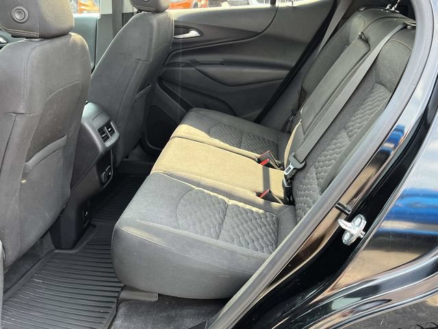 Used 2018 Chevrolet Equinox LT w/ Sun & Infotainment Package AWD/4WD image 16